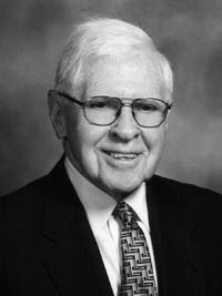 John L. Muething Lifetime Achievement in Law Award